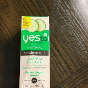 Yes to cucumbers soothing sensitive skin soothing eye gel 1 Oz